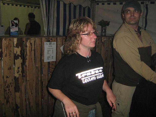 SD-Karte1 152.jpg - Jenny im Fremdgänger-T-Shirt